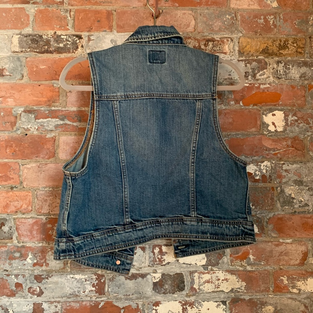 Perfect Denim Vest - Picture 4 of 4